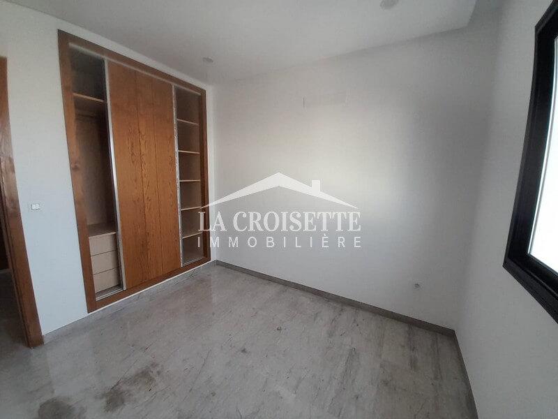 Appartement S+3 à La Soukra